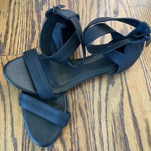Joie Leather Crossover Ankle Strap Sandal